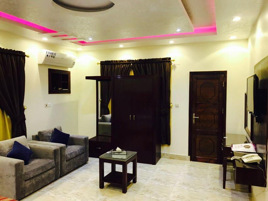الشقق الفندقية القريّاتفي  Dana North المظهر الخارجي الصورة